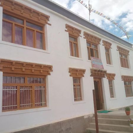 Hotel Rigyal Padam Buitenkant foto
