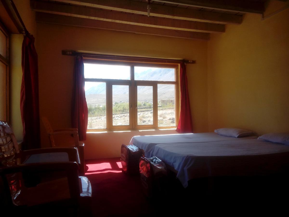 Hotel Rigyal Padam Buitenkant foto