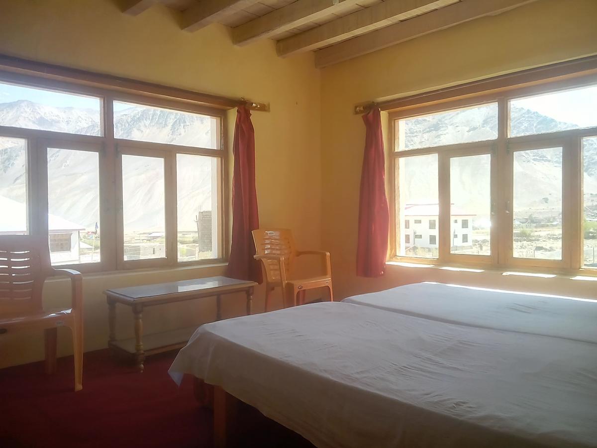 Hotel Rigyal Padam Buitenkant foto